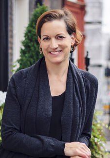 Anne Applebaum